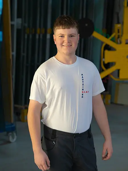 Noel Gmall Glaserei Lehrling