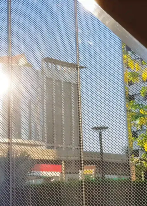 sunlight falling window building city ergebnis